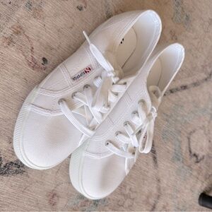 Superga